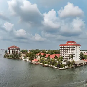 Taj Malabar & Spa, Cochin. Resort Kochi